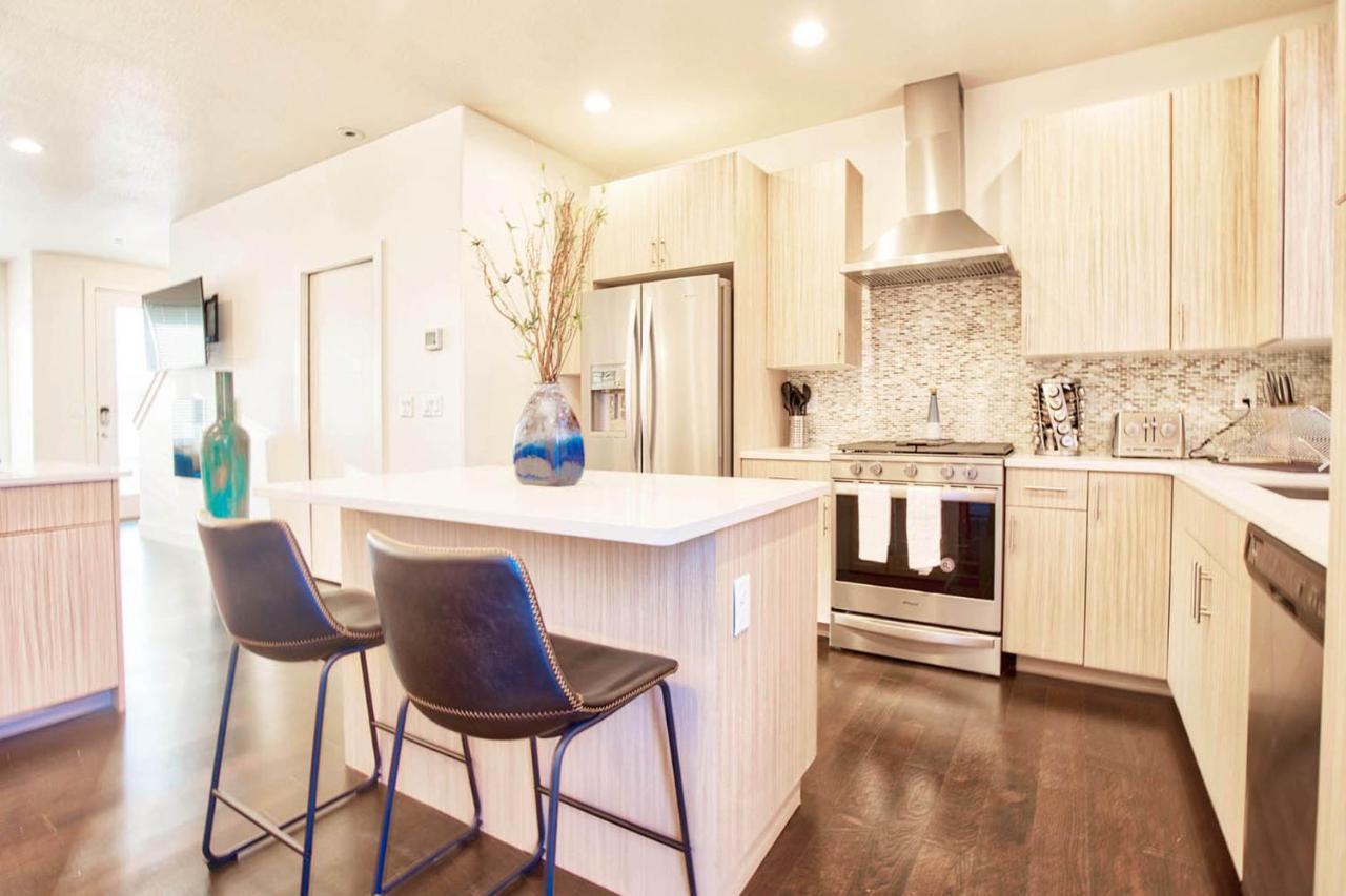 Beautiful 3 Bedroom Townhouse In Old Town North, Brewery District Fort Collins Dış mekan fotoğraf